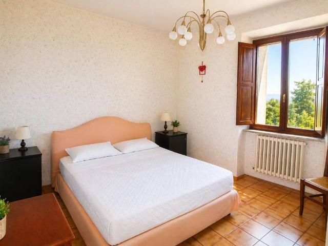 Appartamento in vendita a Monte Roberto AN