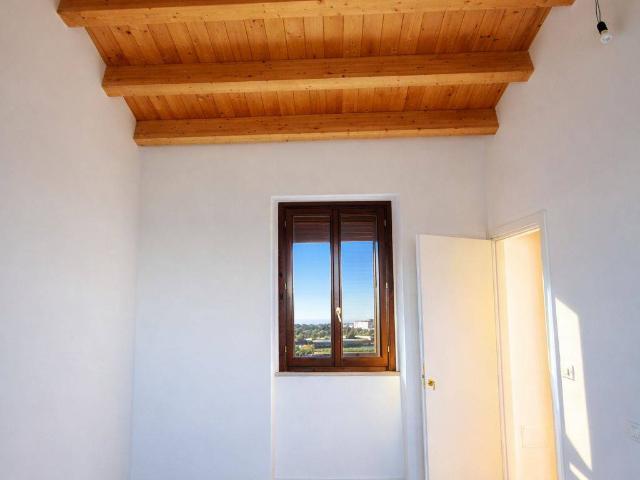 Appartamento in vendita a Monte Roberto AN