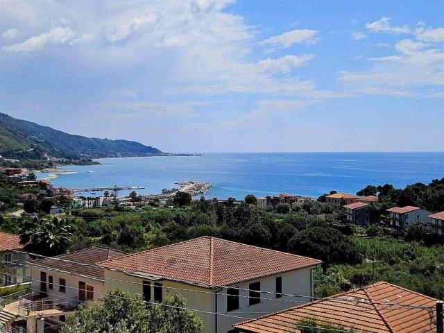 Appartamento in vendita a Montecorice