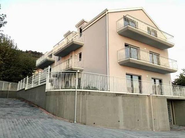Appartamento in vendita a Montecorvino Pugliano SA