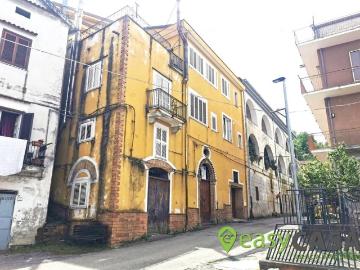 Appartamento in vendita a Montecorvino Rovella SA