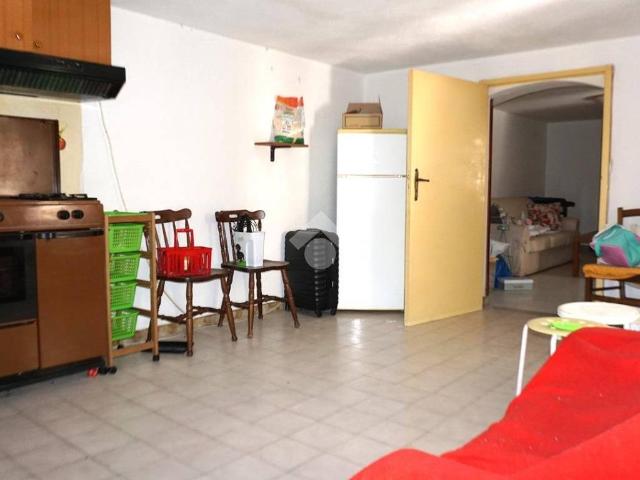 Casa indipendente in vendita a Montecorvino Rovella SA