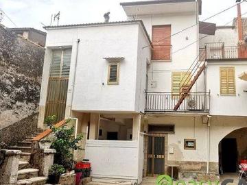 Appartamento in vendita a Montecorvino Rovella SA