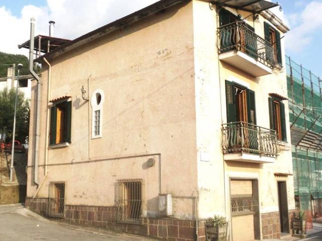 Appartamento in vendita a Montecorvino Rovella SA