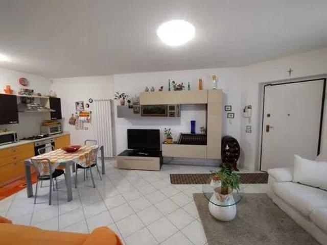 Appartamento in vendita a Montecosaro MC