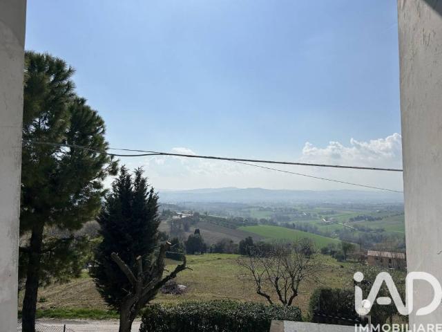 Appartamento in vendita a Montecosaro MC