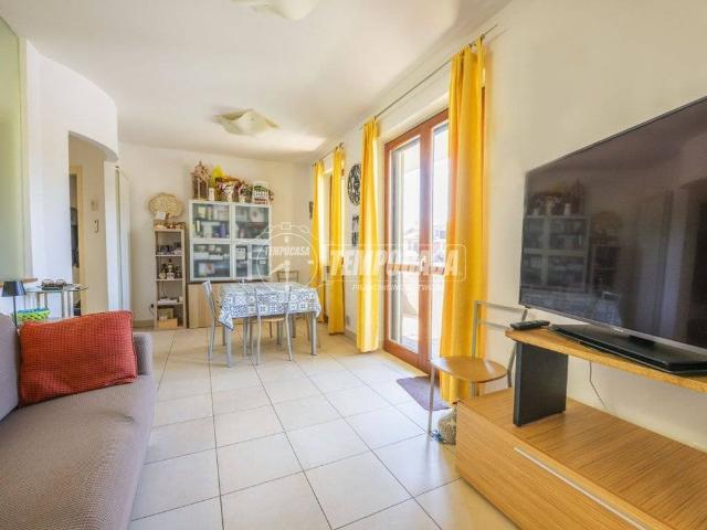 Appartamento in vendita a Montecosaro MC