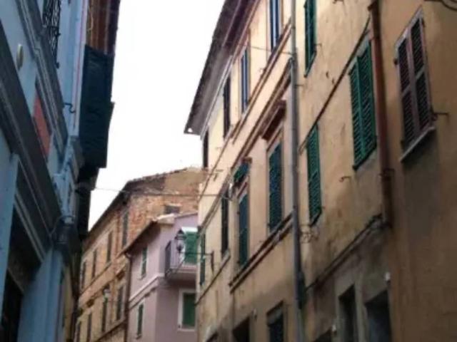 Appartamento in vendita a Montecarotto AN