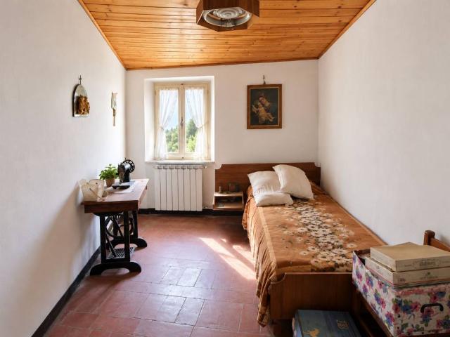 Appartamento in vendita a Montecarotto AN