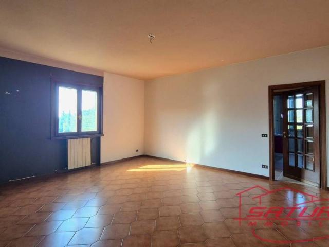 Appartamento in vendita a Montecarlo LU