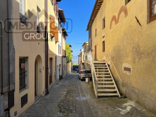 Appartamento in vendita a Montecarlo LU