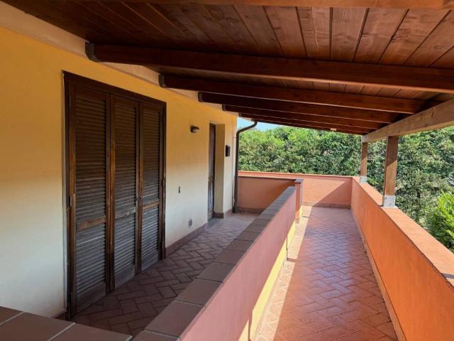 Appartamento in vendita a Montecastrilli TR