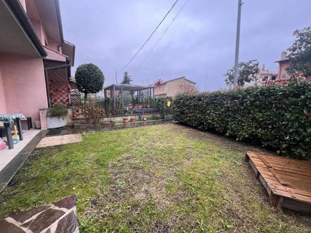 Villa in vendita a Montecastrilli TR