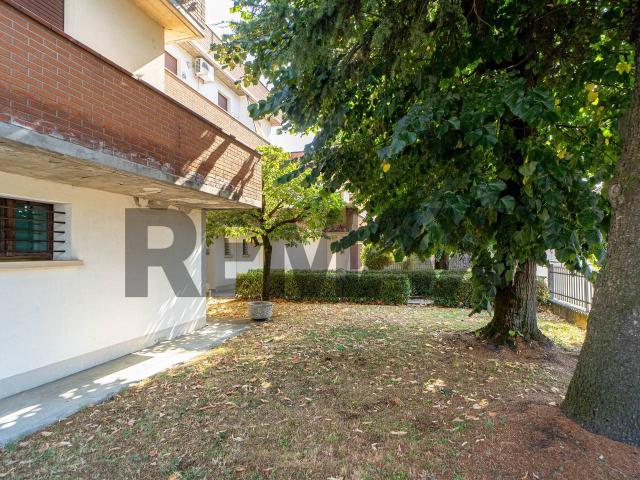 Appartamento in vendita a Montecchio Emilia