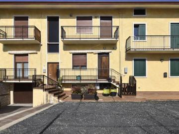 Appartamento in vendita a Montecchia di Crosara VR