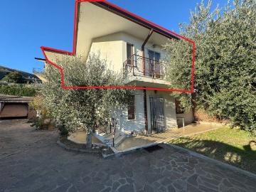 Appartamento in vendita a Montecchia di Crosara VR