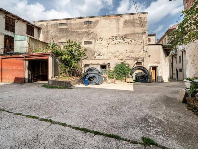 Appartamento in vendita a Montecchia di Crosara VR