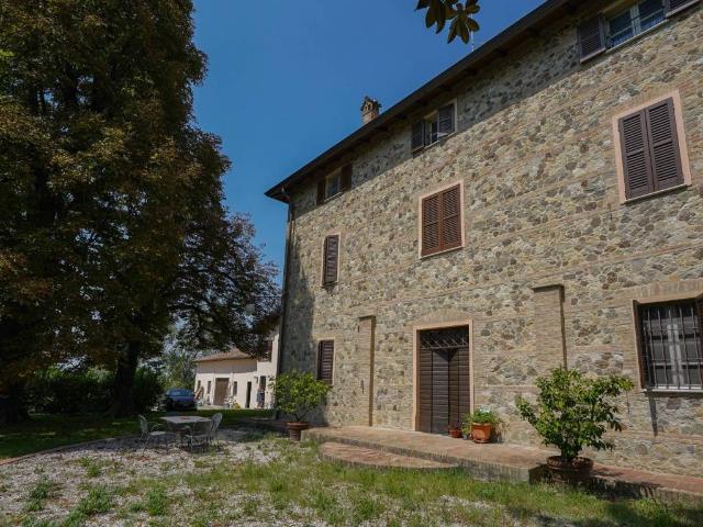 Appartamento in vendita a Montechiarugolo PR