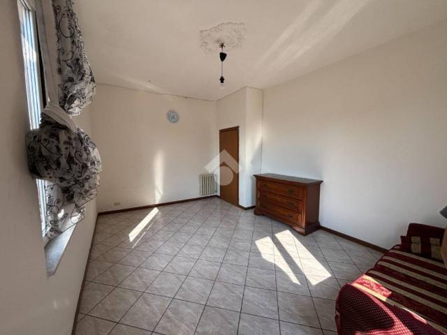 Appartamento in vendita a Montechiarugolo PR