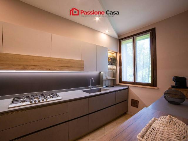 Appartamento in vendita a Montechiarugolo PR