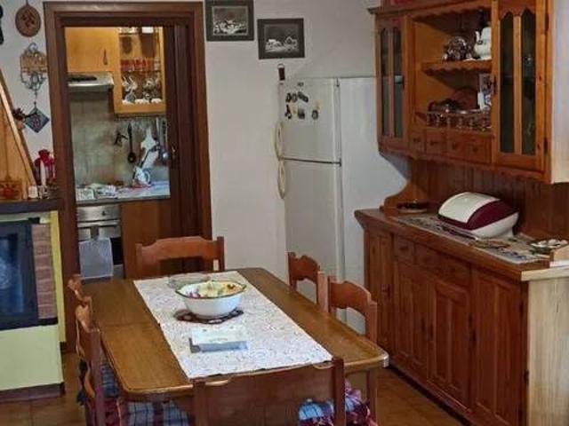 Appartamento in vendita a Montecreto MO