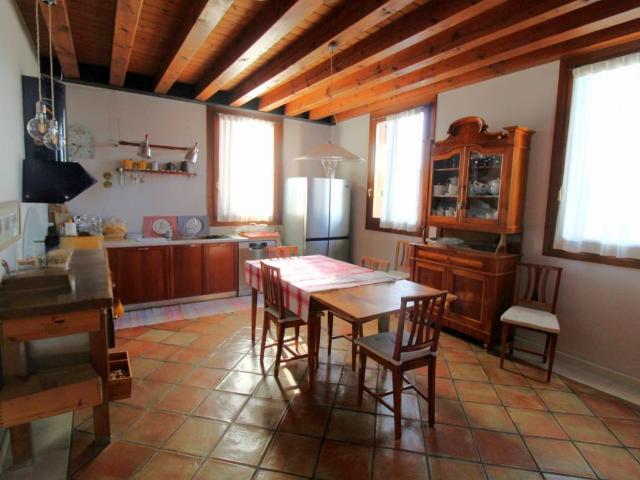 Appartamento in vendita a Montebello Vicentino VI