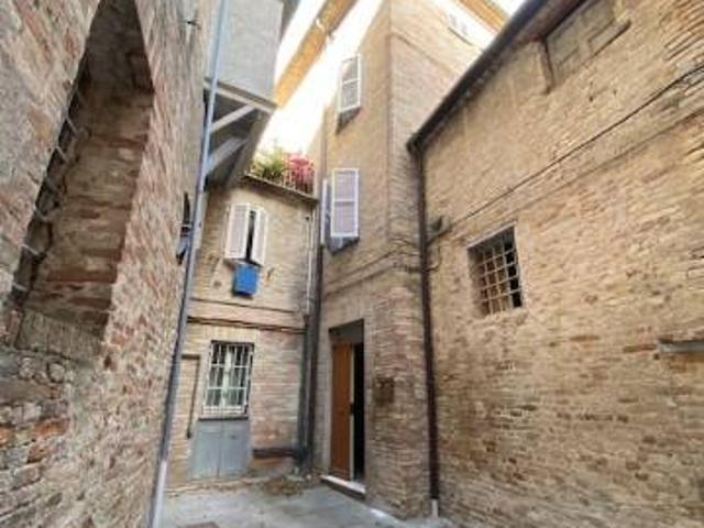 Appartamento in vendita a Montegiorgio FM