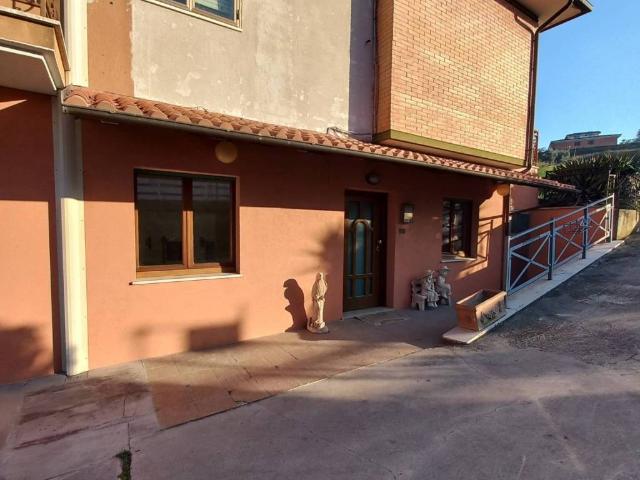 Appartamento in vendita a Montegiorgio FM