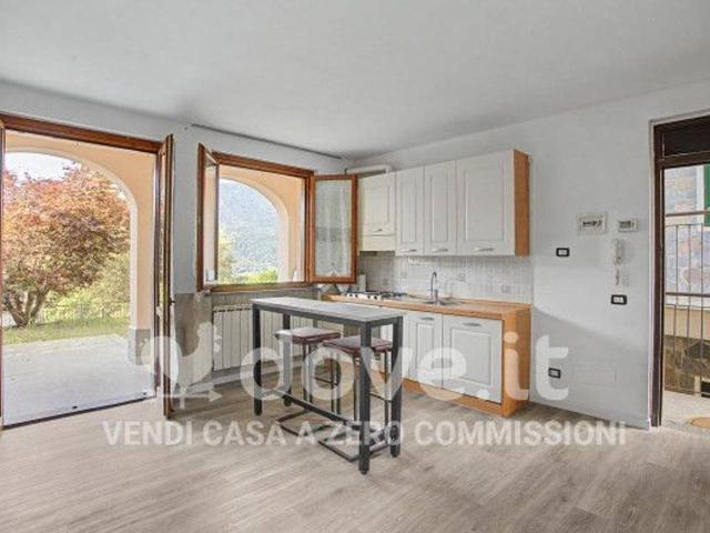 Appartamento in vendita a Montegrino Valtravaglia