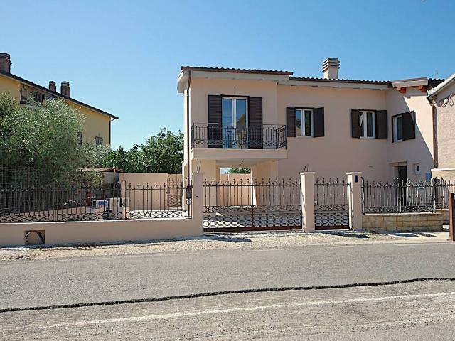 Appartamento in vendita a Montefalco PG