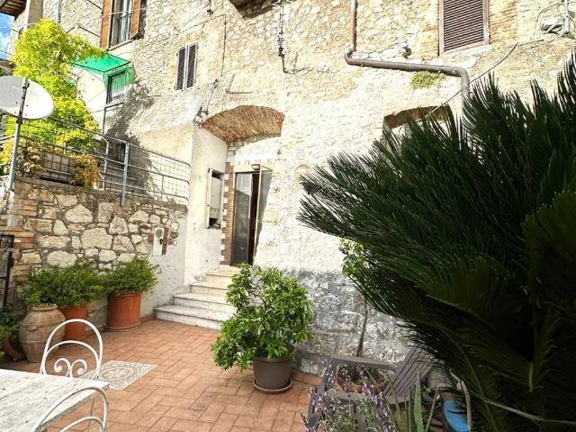 Appartamento in vendita a Montefranco TR