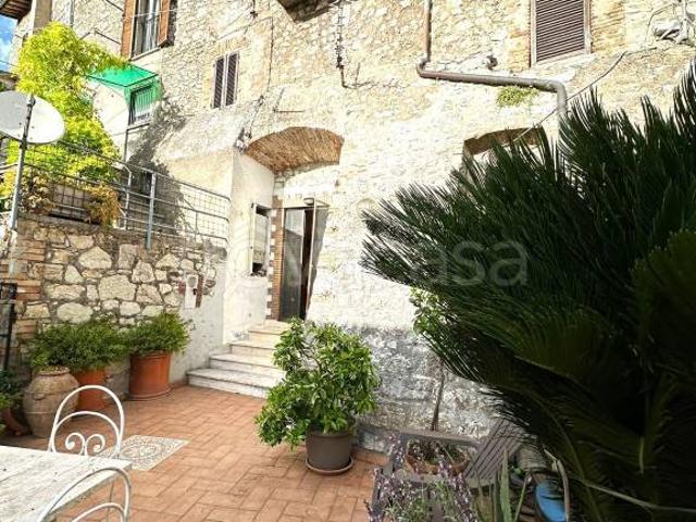 Appartamento in vendita a Montefranco via del Forte, 35