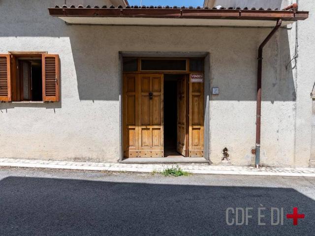 Appartamento in vendita a Monteleone di Spoleto PG