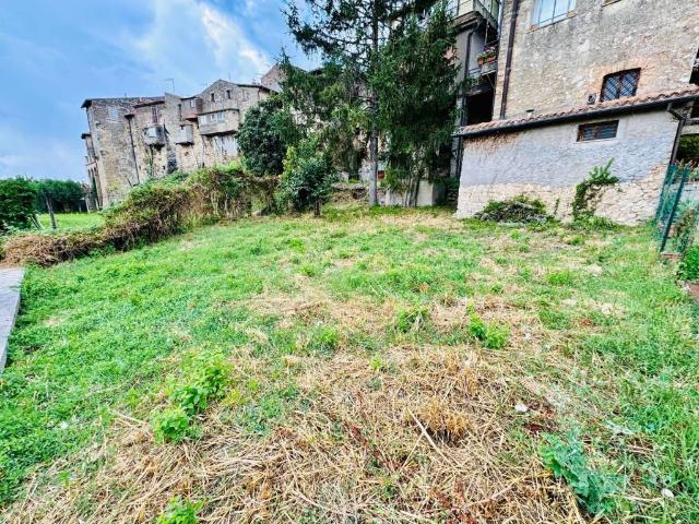 Appartamento in vendita a Monteleone Sabino RI