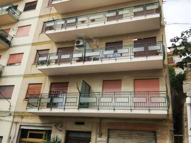 Appartamento in vendita a Montelepre PA
