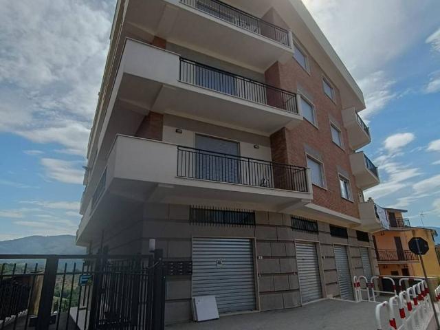Appartamento in vendita a Montelibretti RM