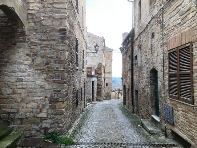 Appartamento in vendita a Montelparo, Centrale / Centro Storico