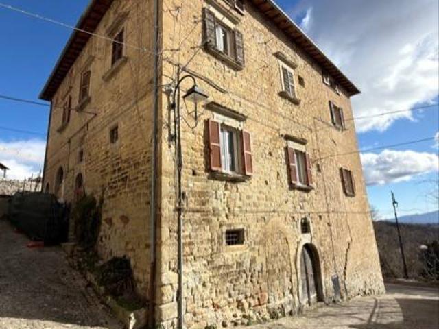 Appartamento in vendita a Montemonaco AP