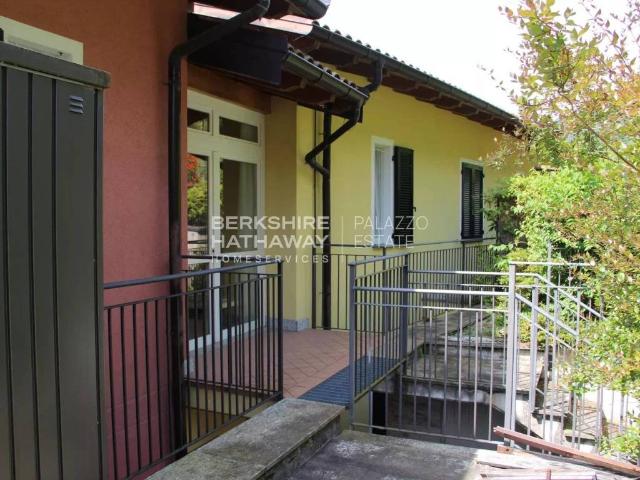 Appartamento in vendita a Montemezzo CO