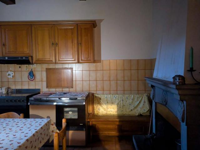APPARTAMENTO in VENDITA a MONTEMIGNAIO MONTEMIGNAIO di 7 vani