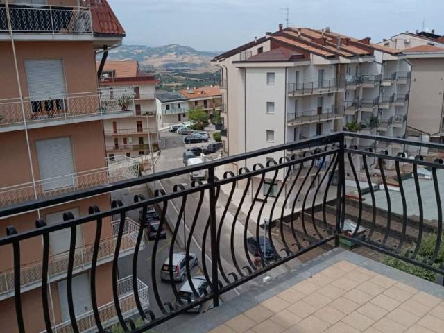 Appartamento in vendita a Montenero di Bisaccia CB