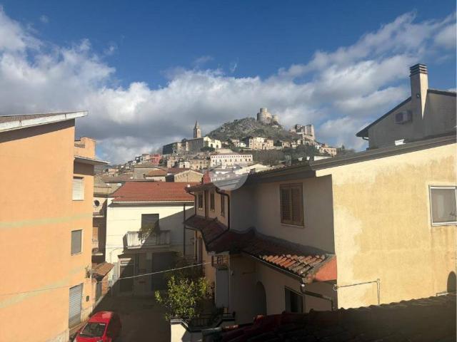 Appartamento in vendita a Montesarchio BN