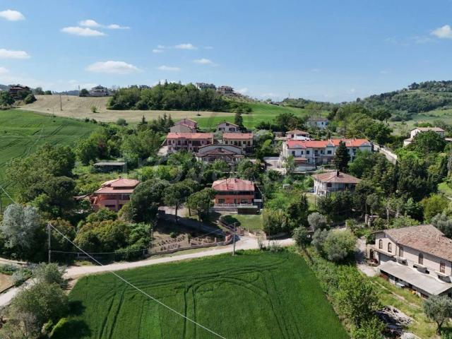Appartamento in vendita a Montescudo Monte Colombo via Ca' Marchino, 80