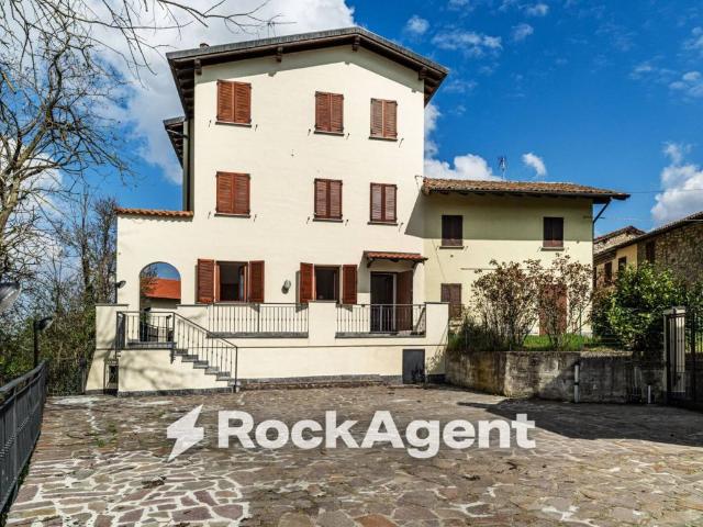 Appartamento in vendita a Montesegale PV