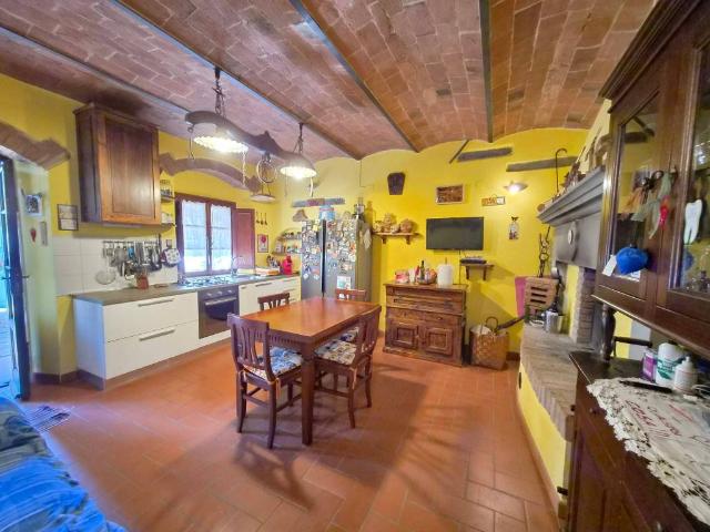 Appartamento in vendita a Montespertoli FI