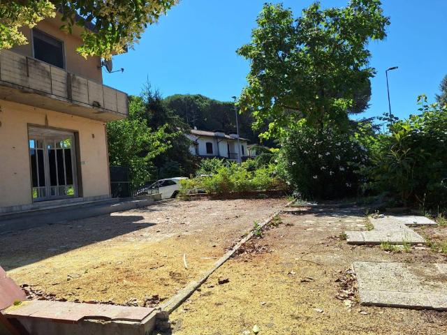Appartamento in vendita a Montespertoli FI