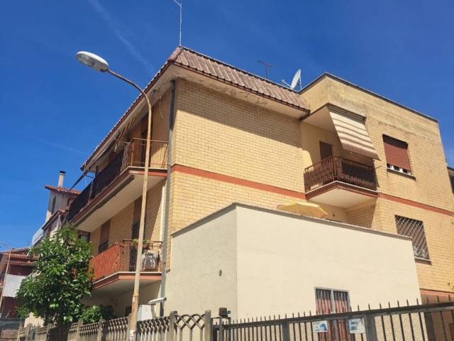 Appartamento in vendita a Fonte Nuova RM