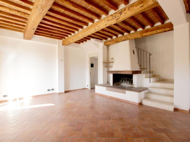 Appartamento in vendita a Monteroni D'Arbia