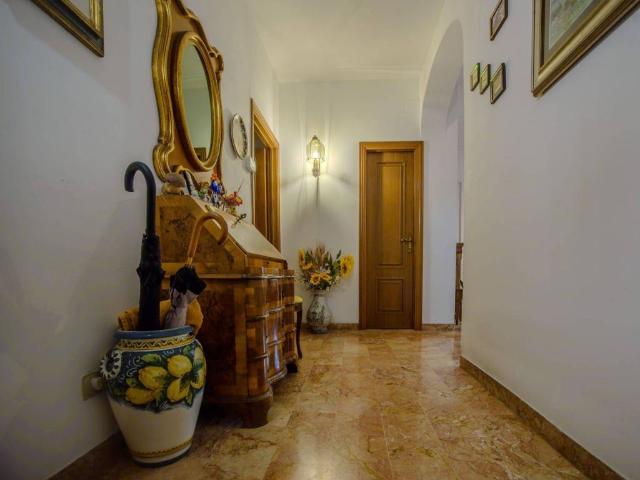 Appartamento in vendita a Monteriggioni SI