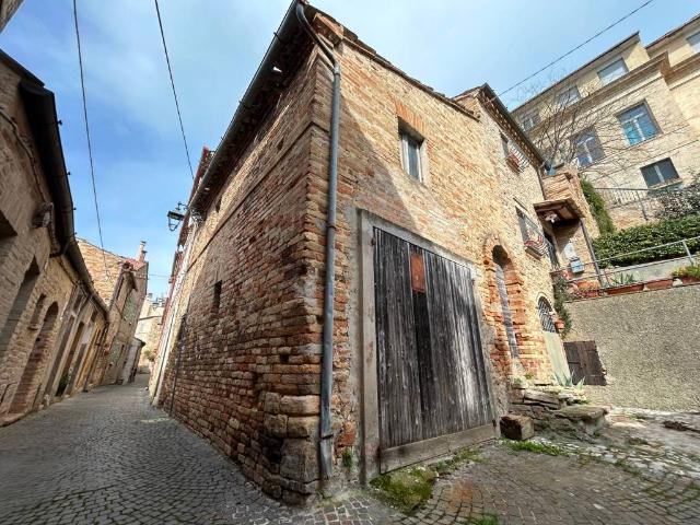 Appartamento in vendita a Monterubbiano FM